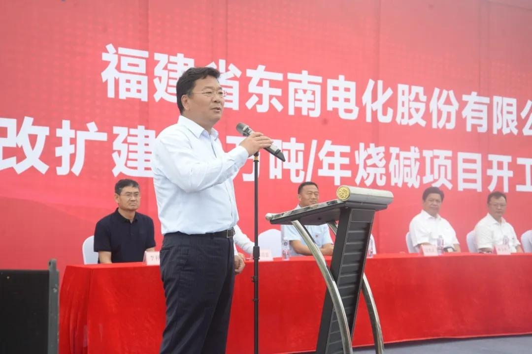 上海石化重组最新动态，消息及其影响分析的一种观点